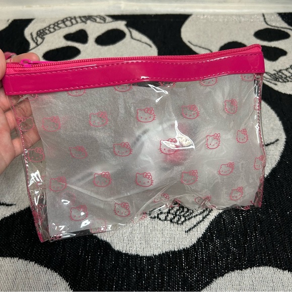 NWOT Hello Kitty X Proactiv makeup bag and scrub brush bundle - Picture 3 of 4